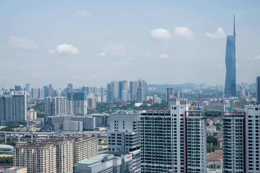 Pangsapuri Paradise S Velocity Mall Lrt Mrt 中文房东 Kuala Lumpur